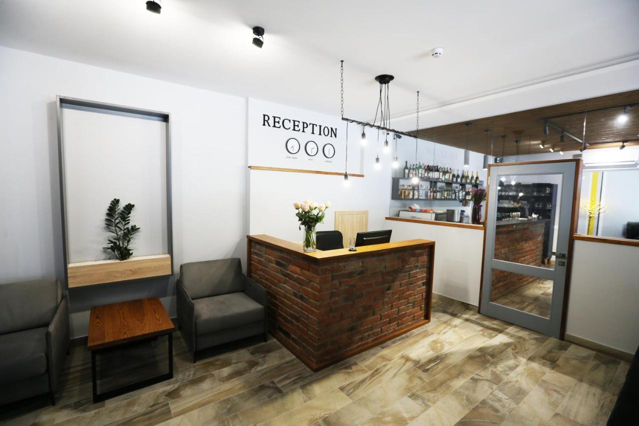 Hotel Golden Lemon Готель Золотий Лимон Lviv Ngoại thất bức ảnh