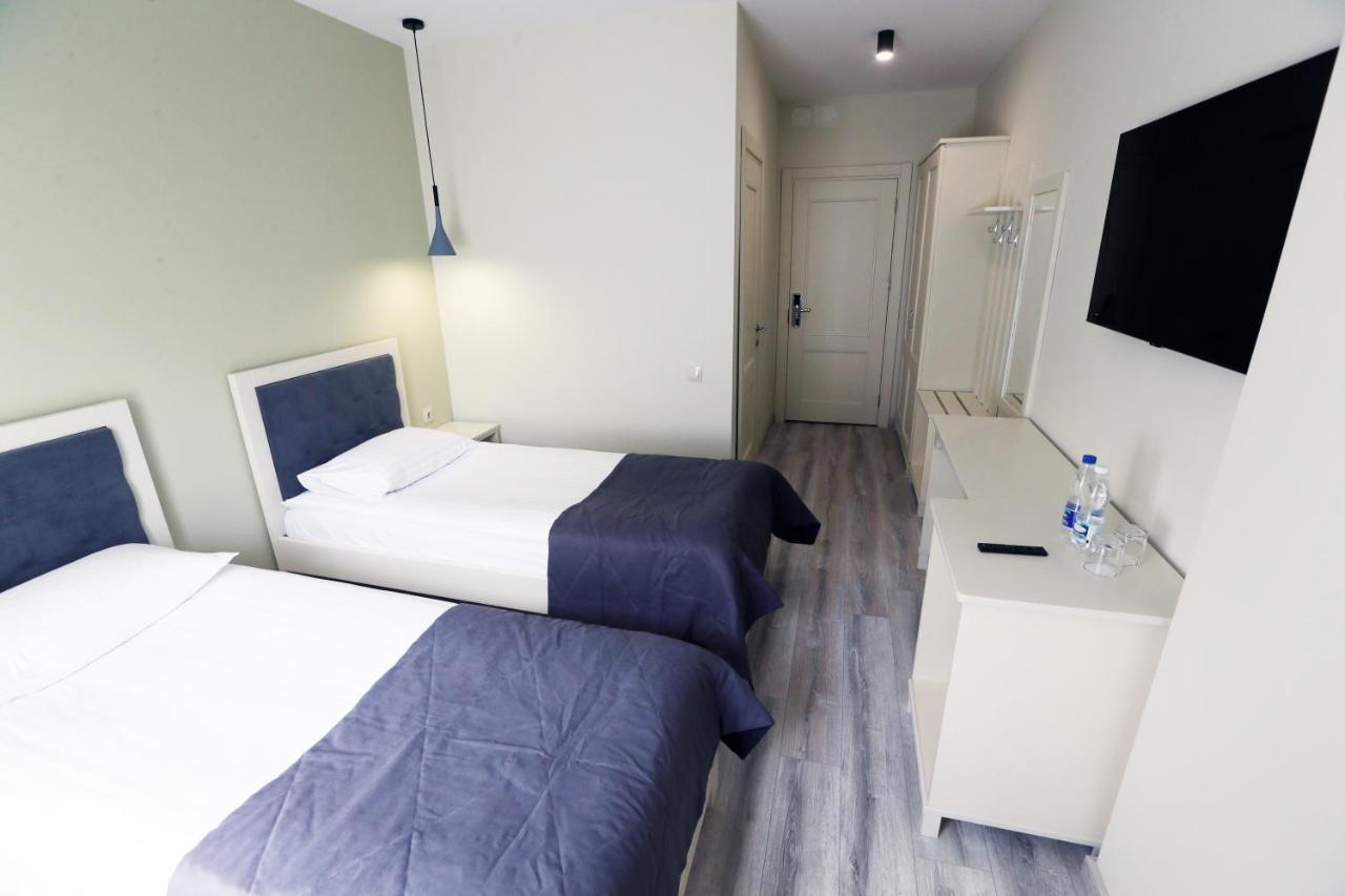 Hotel Golden Lemon Готель Золотий Лимон Lviv Ngoại thất bức ảnh