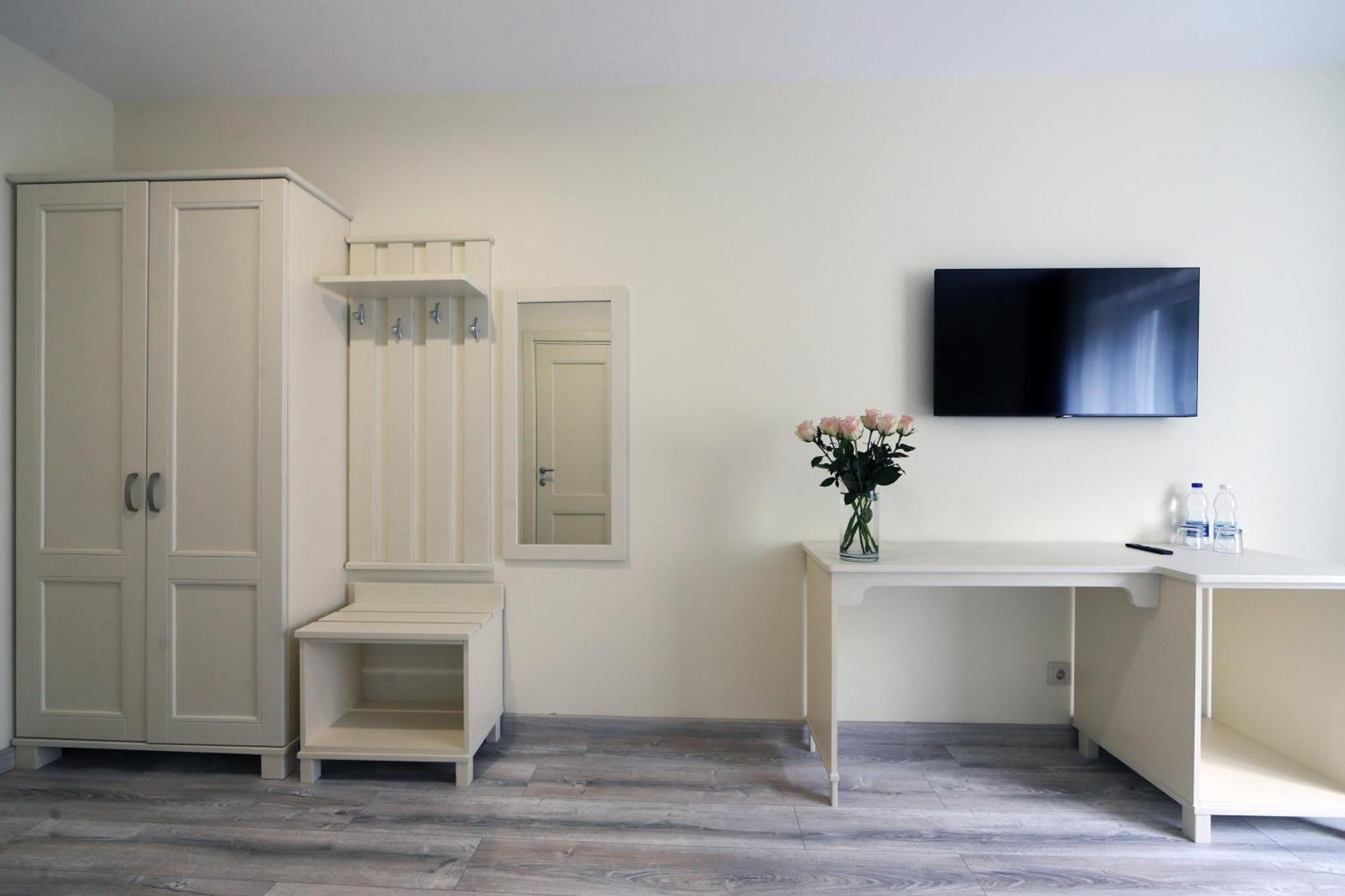 Hotel Golden Lemon Готель Золотий Лимон Lviv Ngoại thất bức ảnh