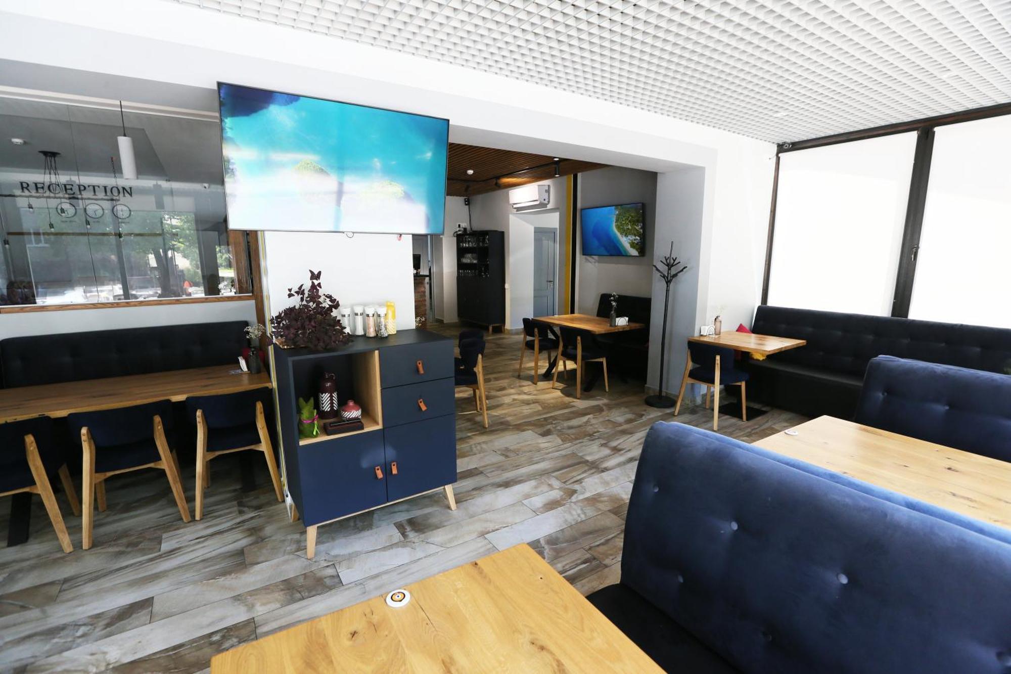 Hotel Golden Lemon Готель Золотий Лимон Lviv Ngoại thất bức ảnh